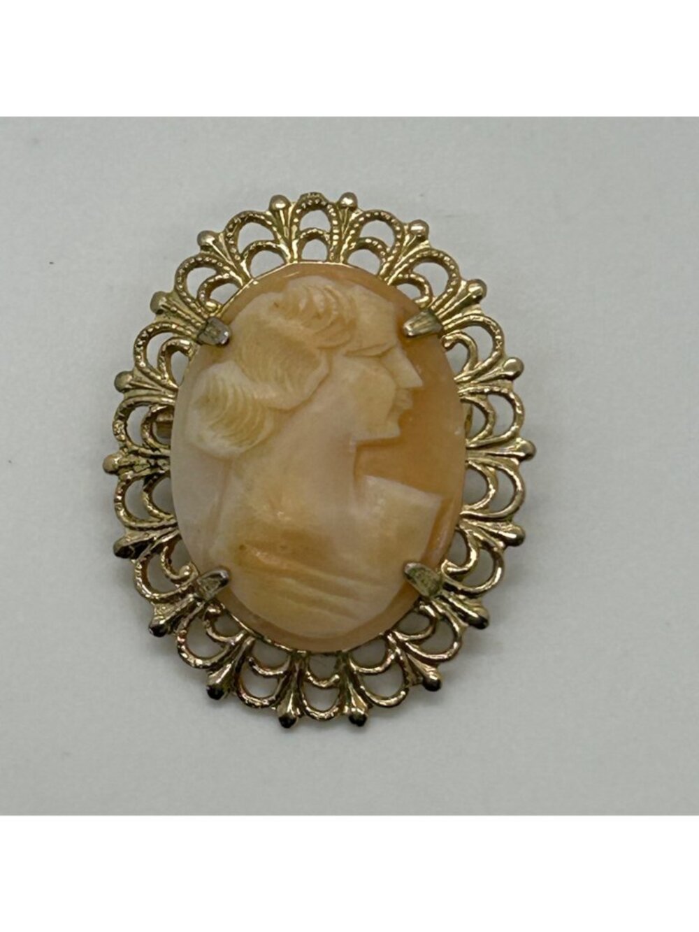 Coro Carved Shell Cameo Brooch Gold-Tone Oval 1950s Bridal Vintage - Picture 2 of 16
